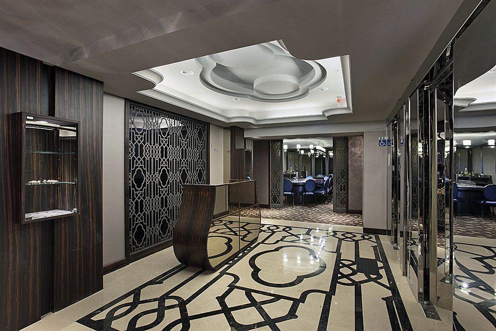 Grand City Hotel Фенгюен Екстериор снимка