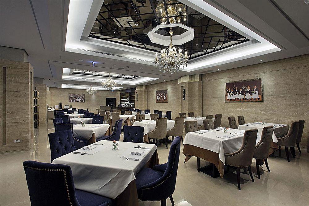 Grand City Hotel Фенгюен Екстериор снимка