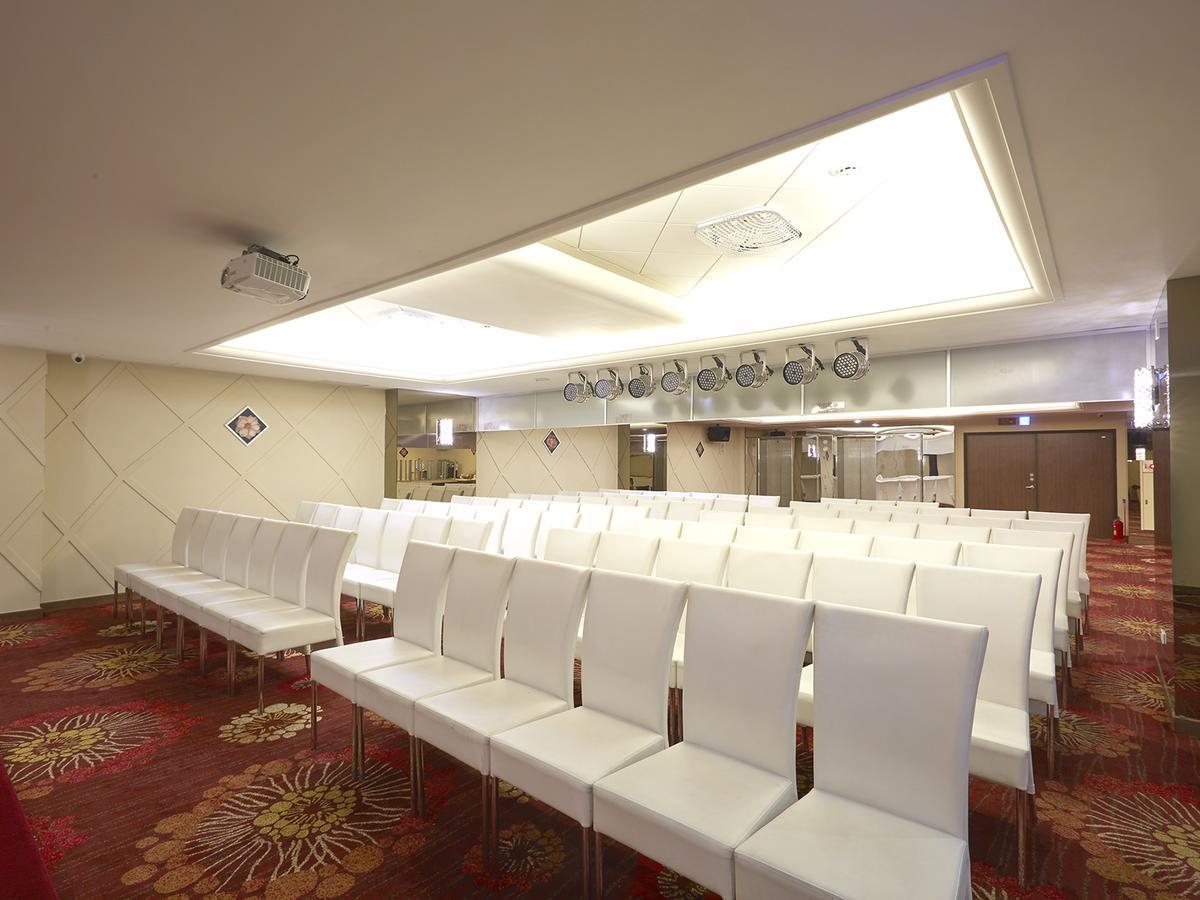 Grand City Hotel Фенгюен Екстериор снимка