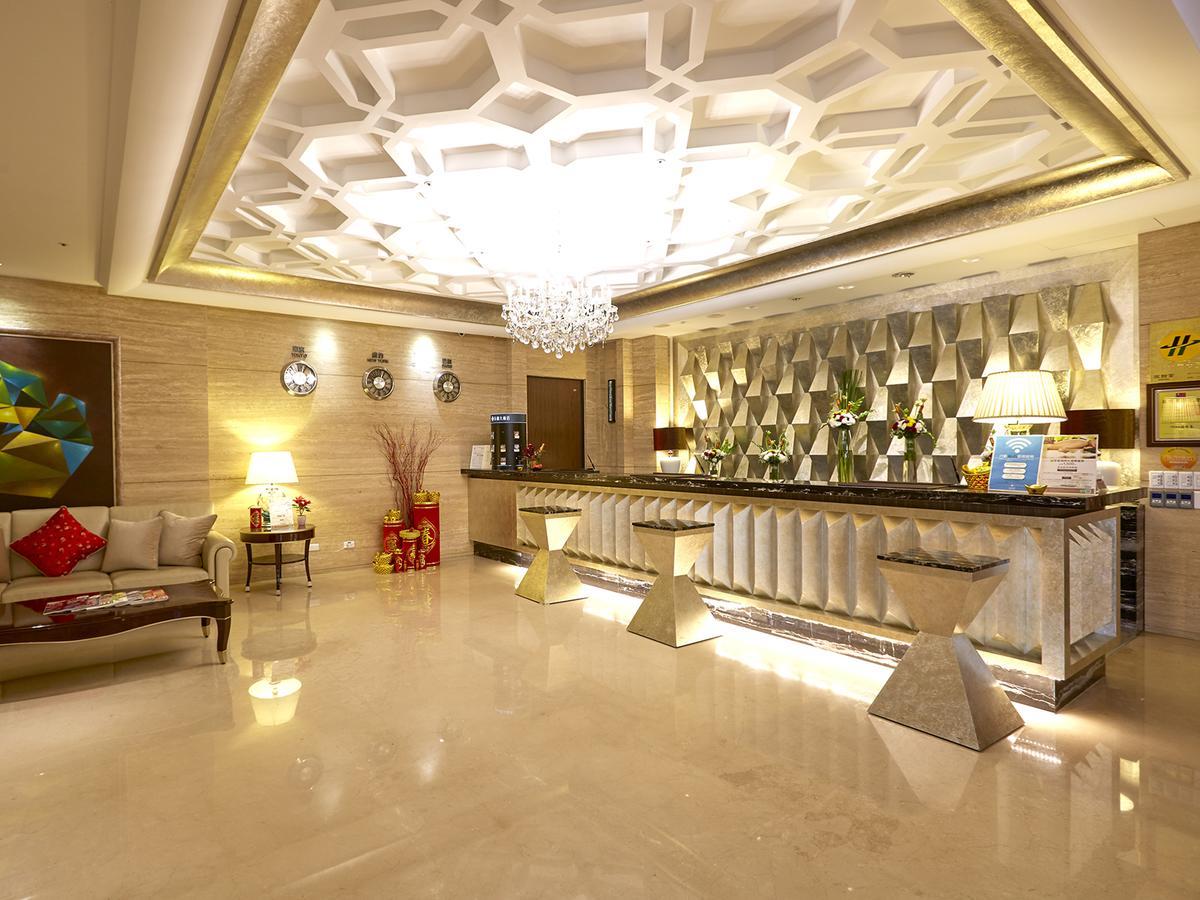 Grand City Hotel Фенгюен Екстериор снимка