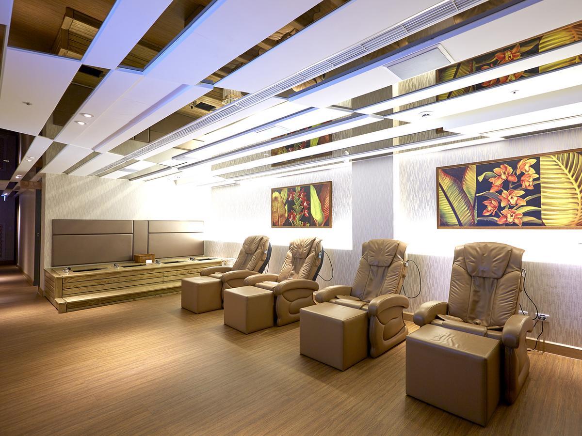 Grand City Hotel Фенгюен Екстериор снимка