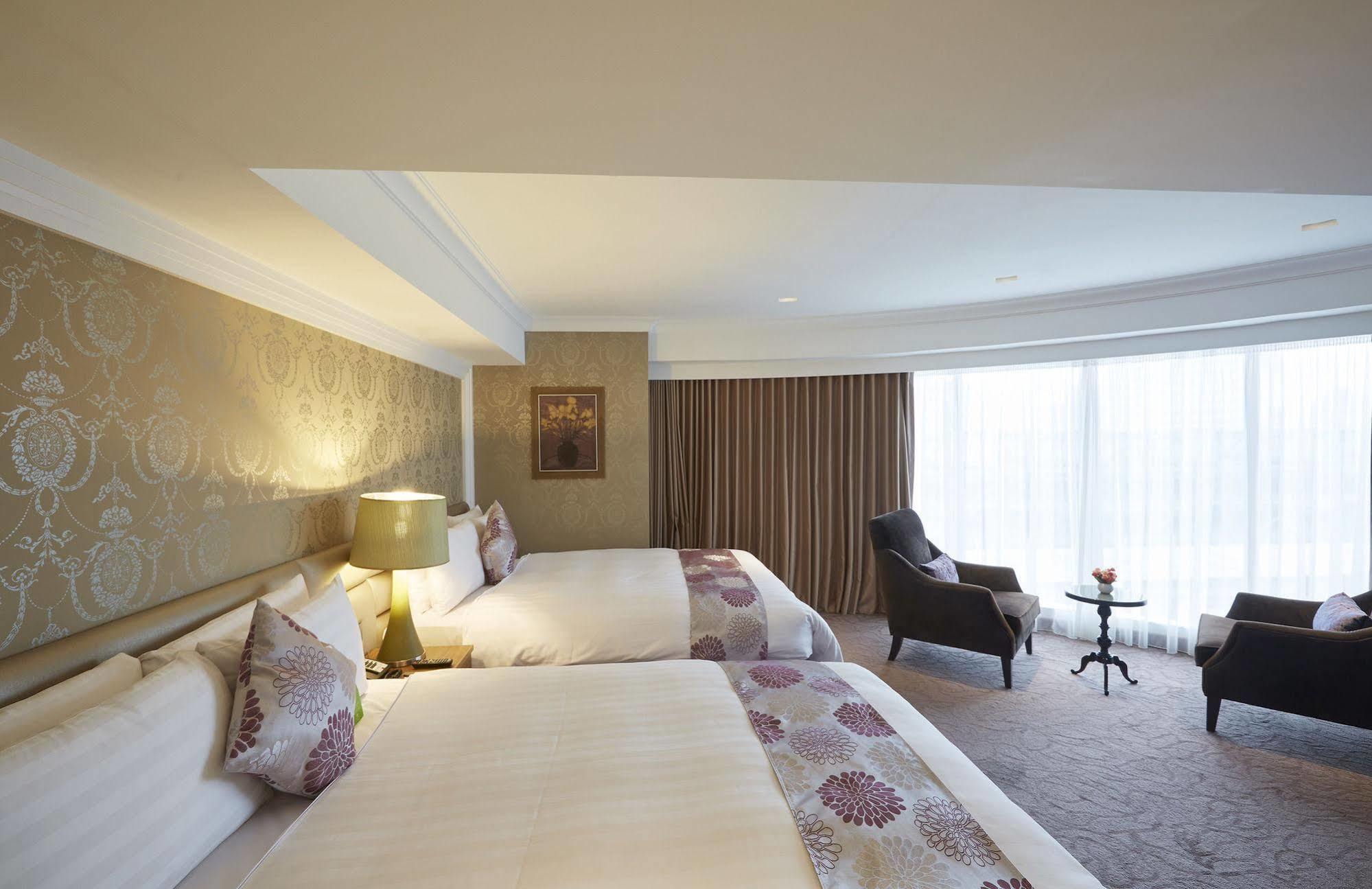 Grand City Hotel Фенгюен Екстериор снимка