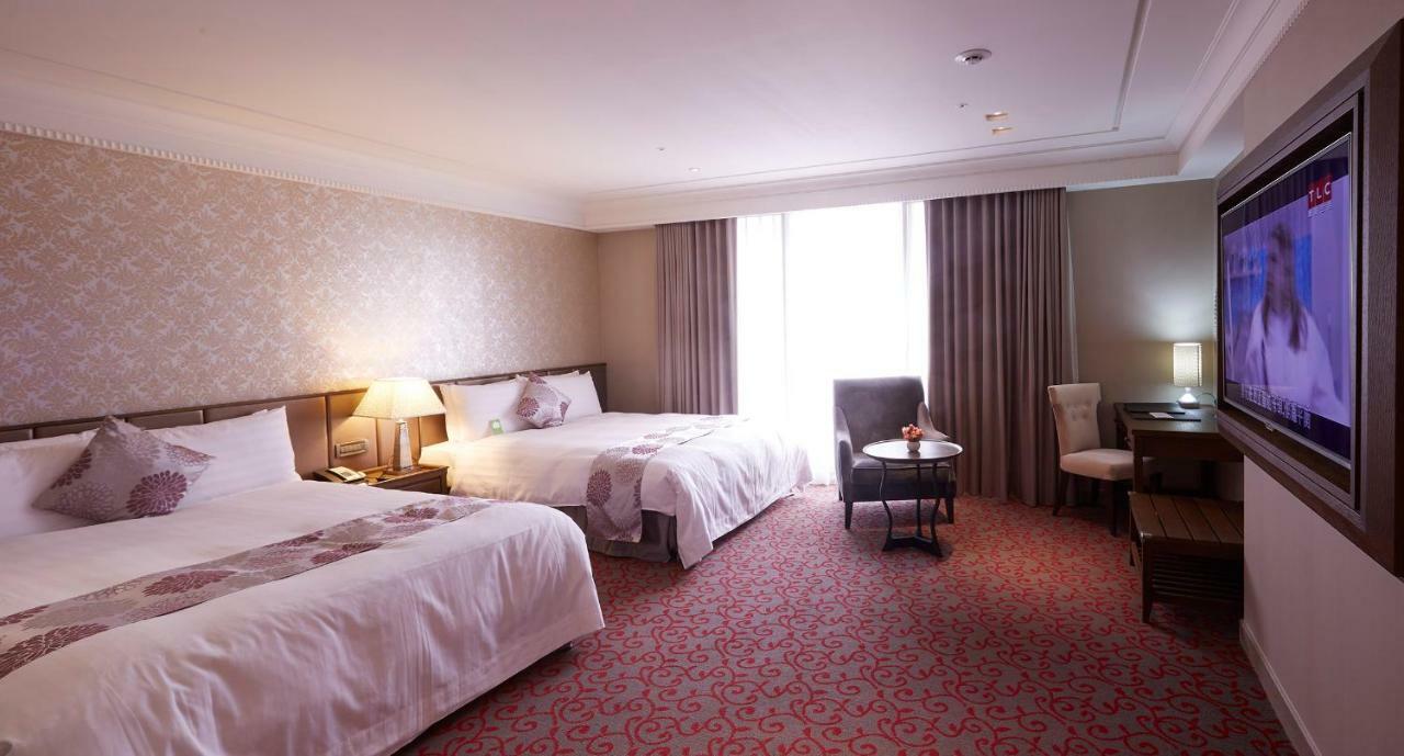 Grand City Hotel Фенгюен Екстериор снимка